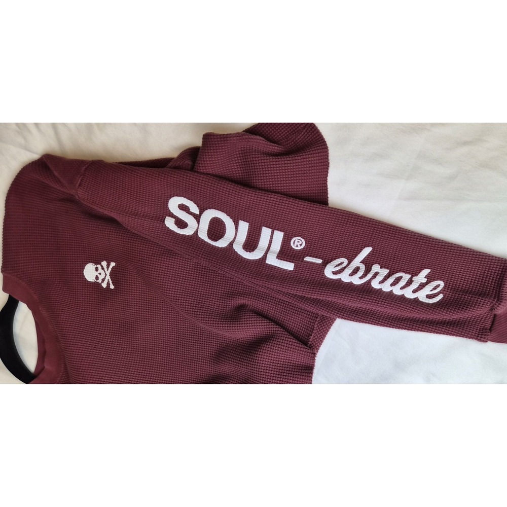 SoulCycle Julia Cropped Waffle Long Sleeve Burgundy Skull Size Large MSRP $98 - Picture 9 of 9